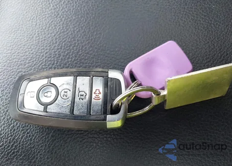 2018 Ford Expedition Limited from USA, damaged, VIN 1FMJU2AT3JEA64630